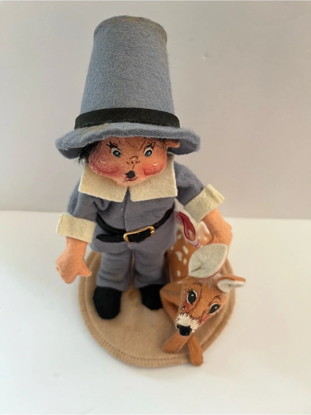 Annalee Thanksgiving Harvest Fall Pilgrim Couple Pie Fawn 1994 8